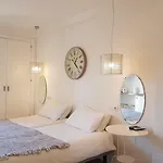 La Francesa 2*